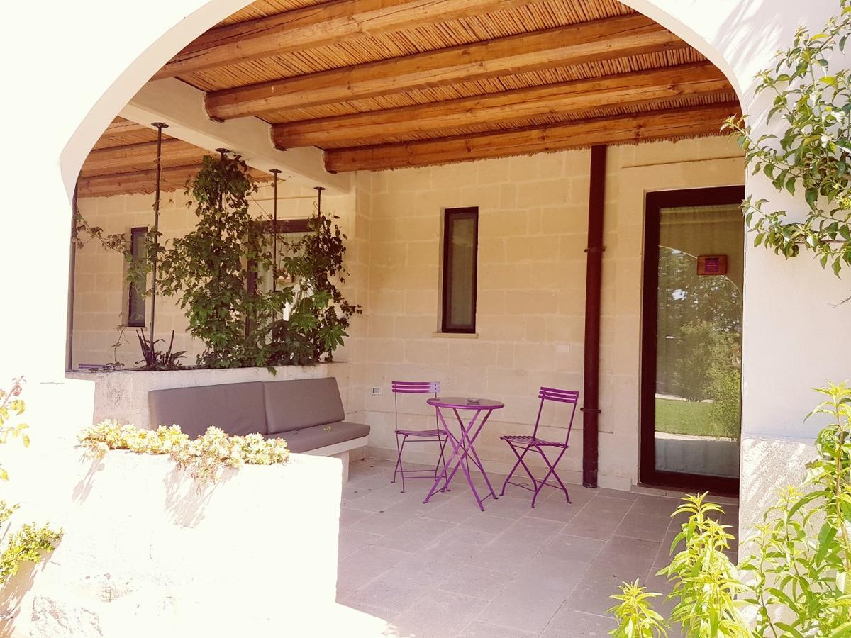 Le Scuderie - Castello Monaci Acomodação com café da manhã Salice Salentino Exterior foto